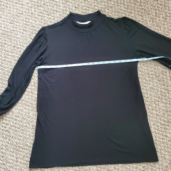 🖤Top🖤 - Picture 4 of 6